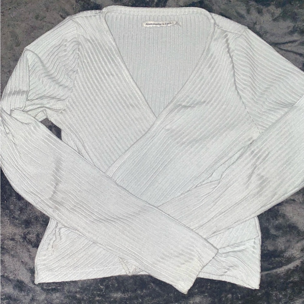 Abercrombie Wrap Front Sweater Y2K Athletic Wear Casual Spring Cute, Size Small